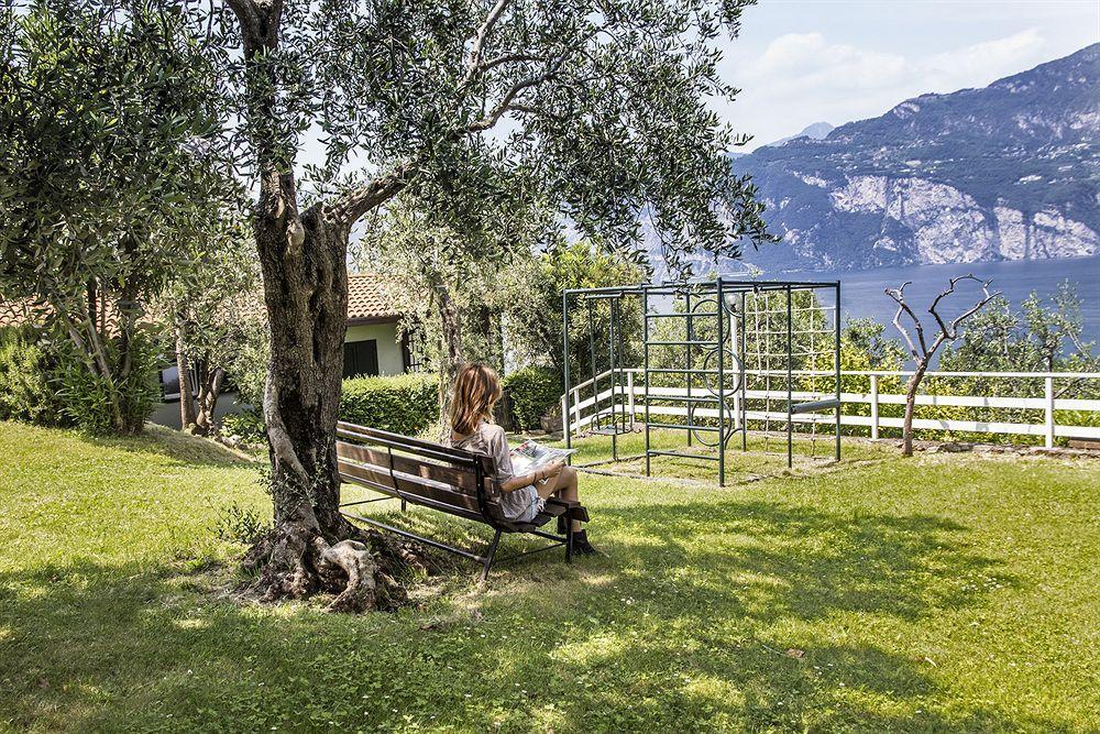 Residence Parco Lago Di Garda Мальчезине Экстерьер фото
