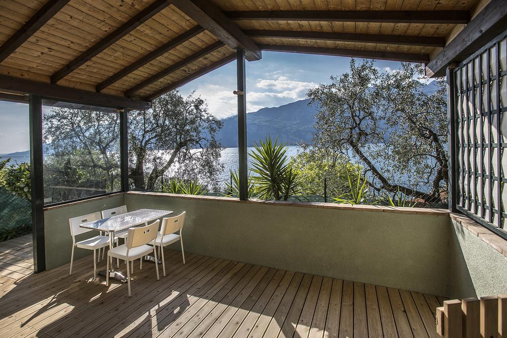 Residence Parco Lago Di Garda Мальчезине Экстерьер фото